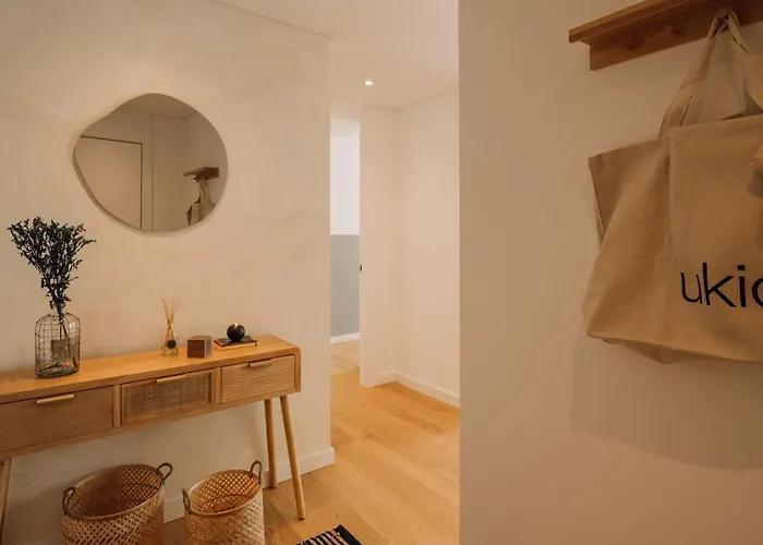 Trocchia - 1 Bedroom And Parking In Alvalade Apartment *