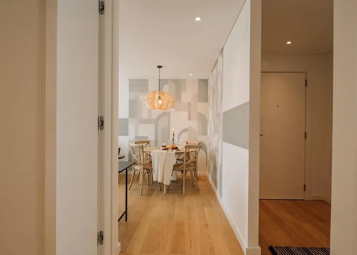 Trocchia - 1 Bedroom And Parking In Alvalade