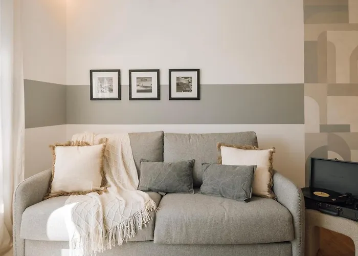 Trocchia - 1 Bedroom And Parking In Alvalade *